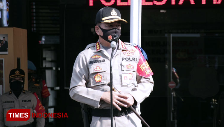 Beri Pangkat Pengabdian, Kapolresta Malang Kota Tekankan Reward and Punishment