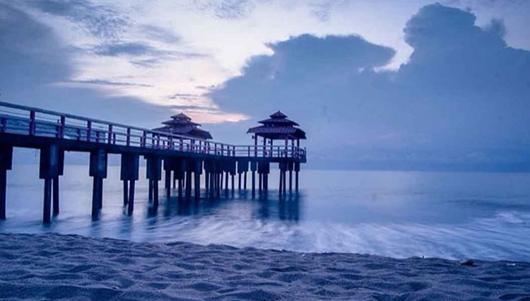 Pantai-Anyer.jpg