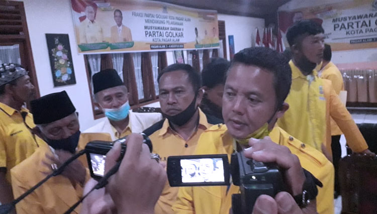Ketua Partai Golkar Pagaralam terpilih Efsi ketika ditemui awak media di sela Musda  (Foto: Asnadi/ TIMES Indonesia) 