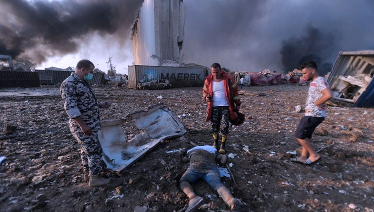 Ledakan maha dahsyat terjadi di Lebanon, Rabu (5/8/2020) waktu setempat. (FOTO: AFP/STR)