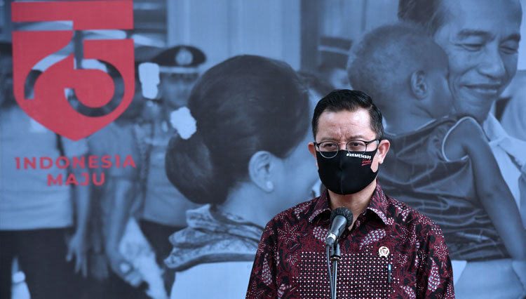 Mensos saat memberikan keterangan pers usai pelaksanaan Rapat Terbatas (Ratas) di Istana Kepresidenan, Provinsi DKI Jakarta, Rabu (5/8). (FOTO: setkab.go.id)