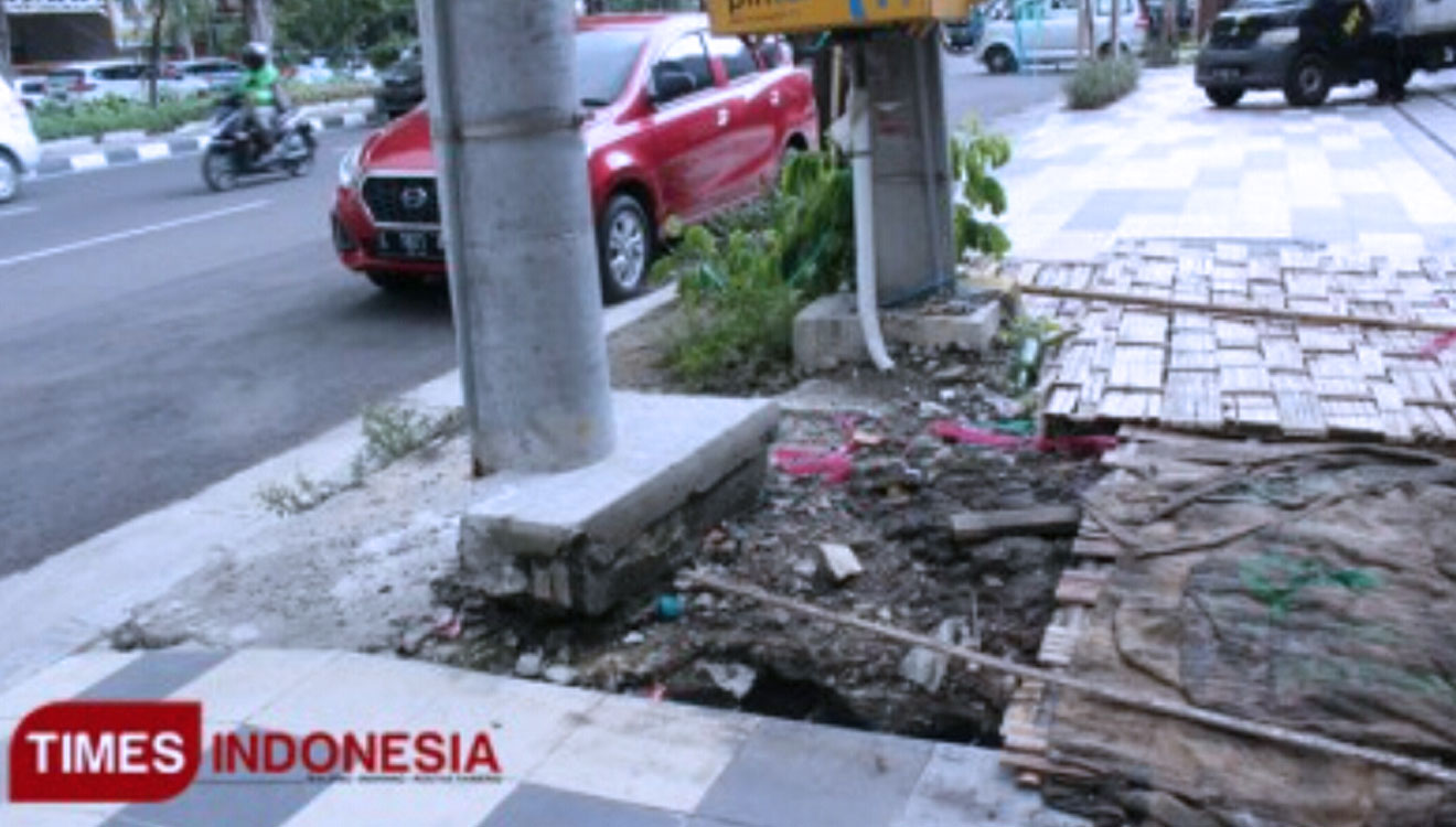 Proyek box culvert di Surabaya mangkrak. (Foto: Dok. TIMES Indonesia)