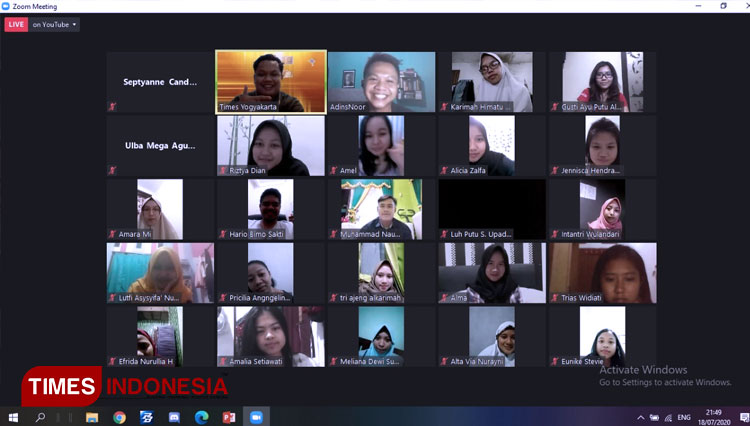 Para peserta ketika mengikuti webinar Dealing with Insecurity beberapa waktu lalu. (FOTO: Reno Diqqi Algzali/TIMES Indonesia)