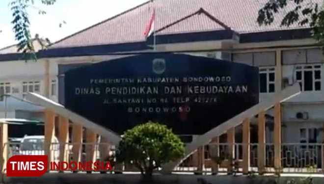 Kantor Dinas Pendidikan dan Kebudayaan Kabupaten Bondowoso (FOTO: Moh Bahri/TIMES Indonesia).