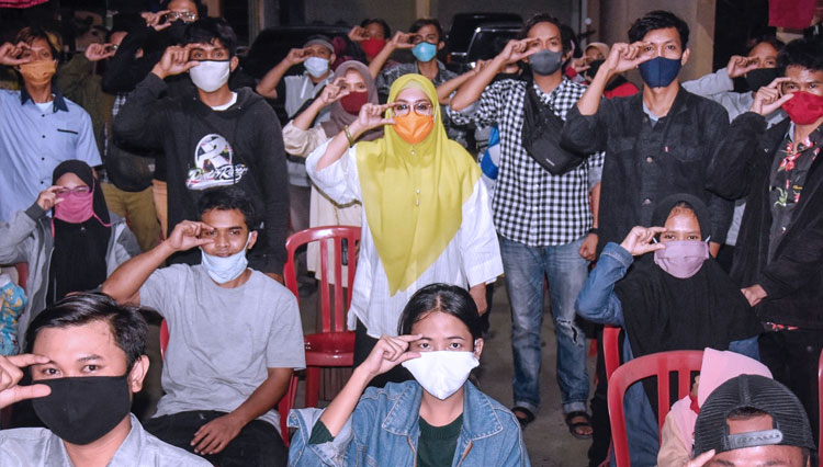 Bakal Calon Wali Kota Mataram Hj Putu Selly Andayani menggelar dialog interaktif dengan kelompok penyandang disabilitas. (Foto: Tim Selly-Manan)
