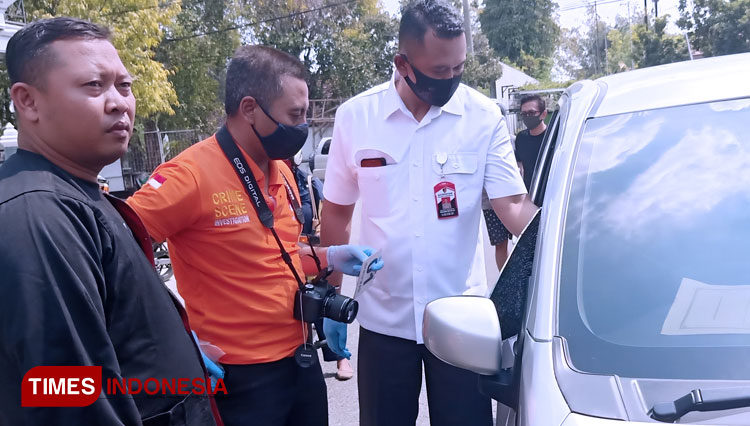 Modus Pecah Kaca Mobil Pelaku Gasak Uang 170 Juta Milik Pengusaha Rokok Times Indonesia