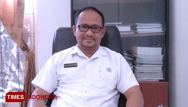 Plt. Kepala Dinas Transnaker Sumba Timur Nicolas Pandarangga, STP, MM (FOTO: Habibudin/TIMES Indonesia)