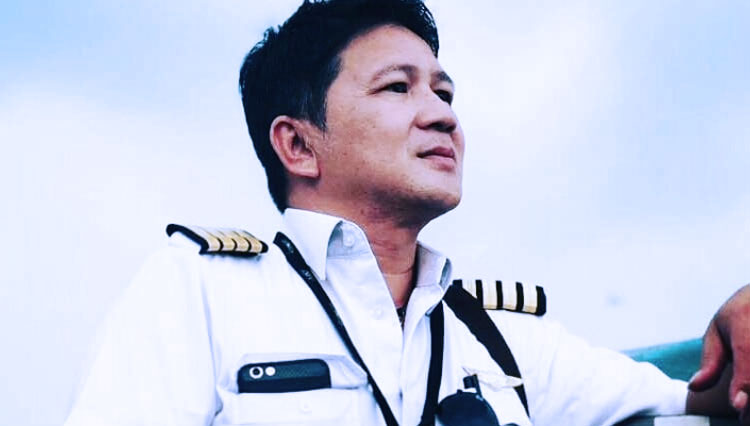 Johannes David, pilot profesional yang juga flight instructrure di Merpati Training Center. (Foto: Dok. Pribadi for TIMES Indonesia) 