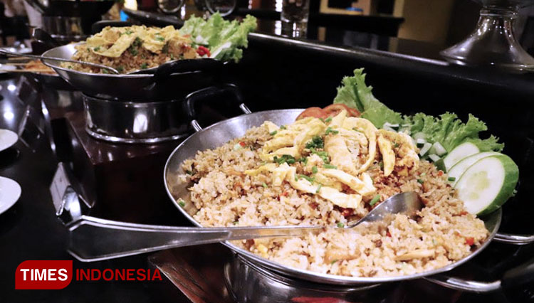 The Legendary Fried Rice from Surabaya Suites Hotel Is Back with Stronger Taste