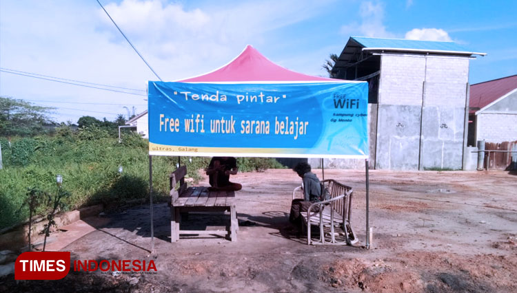 Tenda pintar di RT 24, Gang mente, Kelurahan Satimpo, Bontang Selatan. (FOTO: Fidya Alfianto for TIMES Indonesia) 