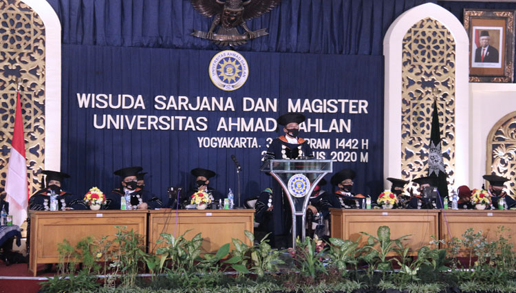 UAD Yogyakarta Gelar Wisuda Secara Daring Pertama