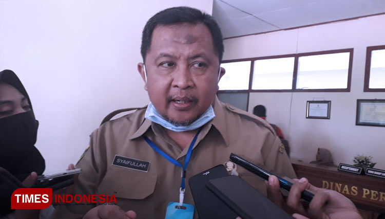 Sekretaris Daerah Kabupaten Bondowoso Syaifullah yang kini sudah dibebastugaskan. (FOTO: Moh Bahri/TIMES Indonesia)