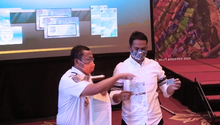 Ditjen Kemenhub RI bersama Polres Malang saat rilis pemalsuan kartu BLU-E. (Foto: Binar Gumilang/TIMES Indonesia)