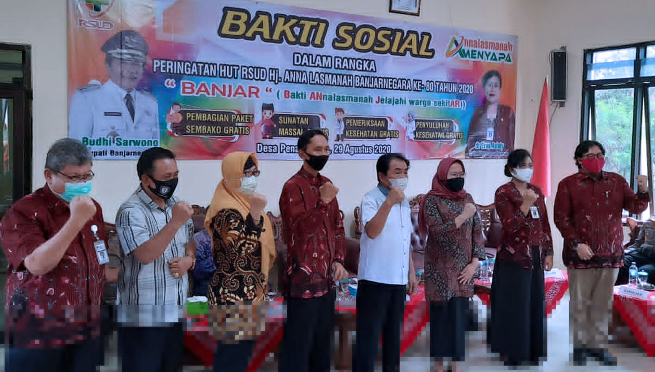 Bupati Banjarnegara Budhi Sarwono b