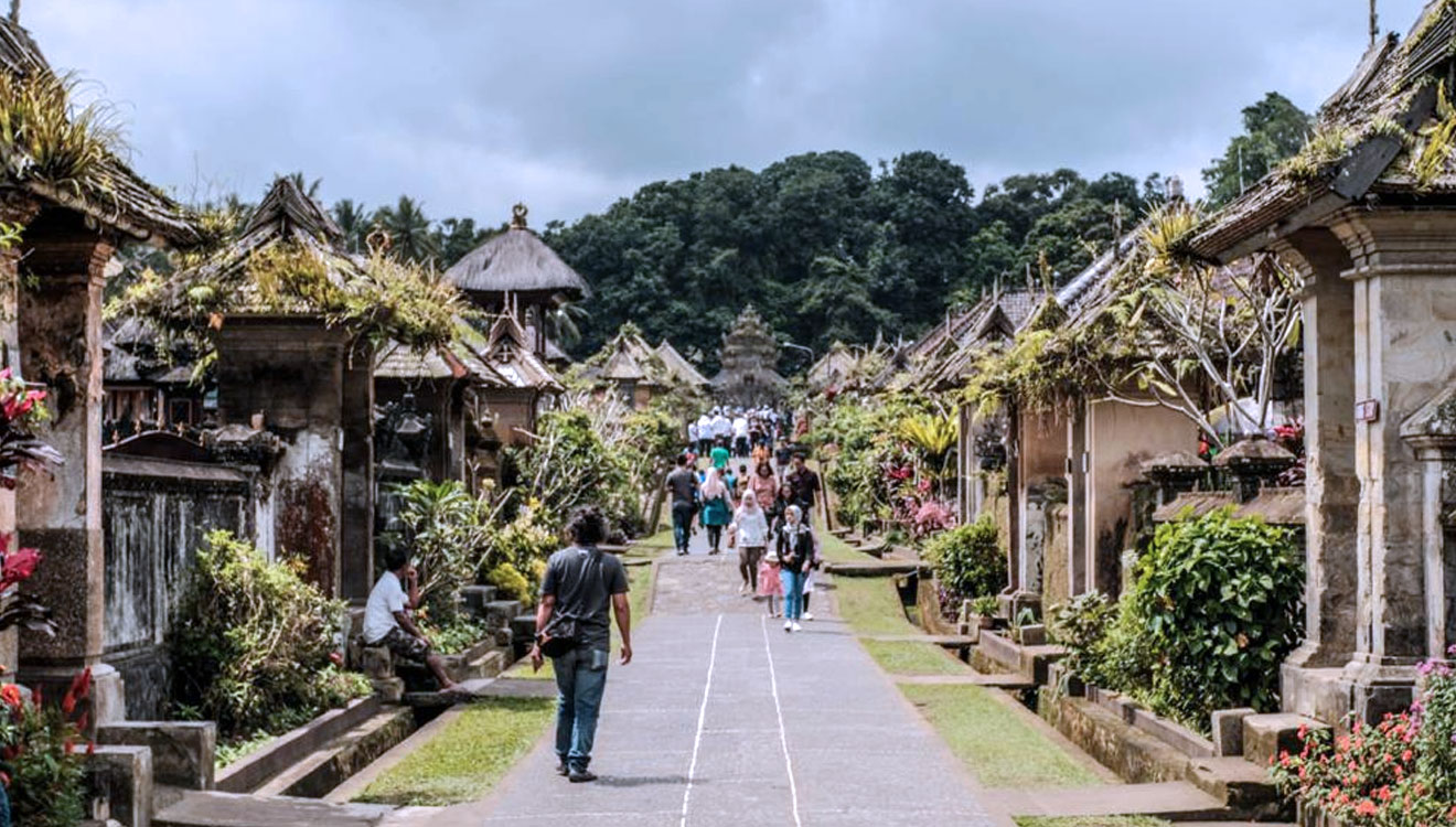 Kemenparekraf RI berharap pengelola desa wisata di Indonesia mempromosikan wisata dengan membuat tur virtual. (foto: Kemenparekraf RI)