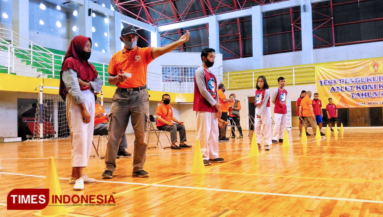 Melihat kondisi atlet lewat tes VO2 Max. (Foto: Muhammad Dhani Rahman/TIMES Indonesia)