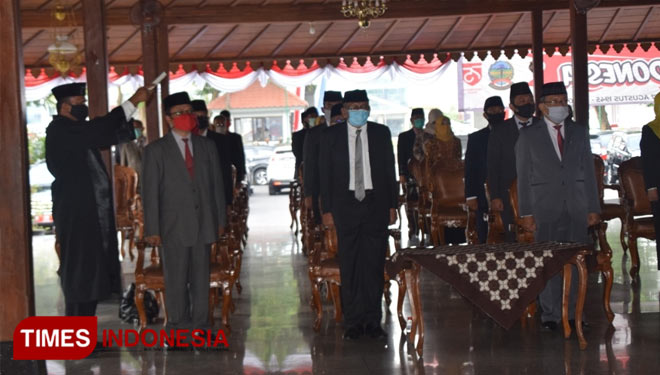 Achmad-Husein-2.jpg