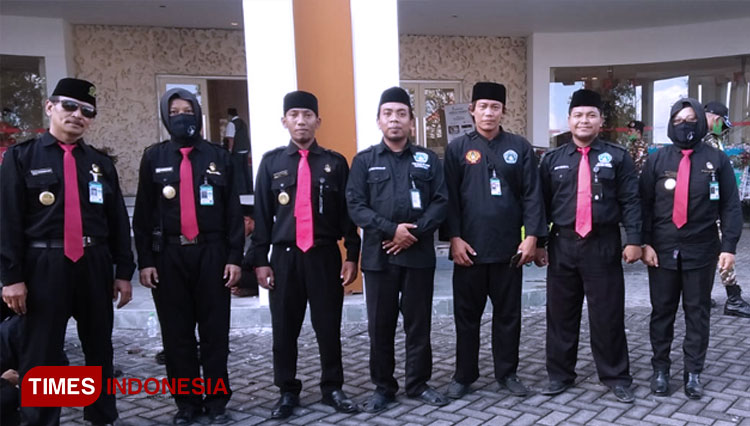 Penampilan Pagar Nusa Bali saat mengawal Konferwil VII PWNU Bali. (FOTO: PWNU Bali)