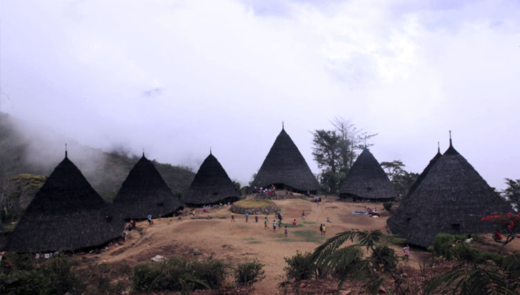 Desa Adat Wae Rebo. (FOTO: Dok Divisi Komunikasi Publik Badan Otorita Pariwisata Labuan Bajo)