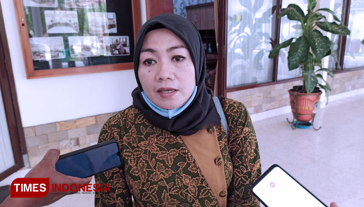 Ketua Komisi III DPRD Banyuwangi, Emy Wahyuni Dwi Lestari. (FOTO: Agung Sedana/TIMES Indonesia)