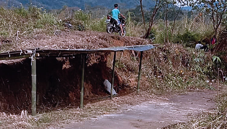Warga Dusun Tanjung Keling membuat pondok-pondokan sebagai tempat anak mereka belajar jarak jauh  (Foto: Ist Warga)