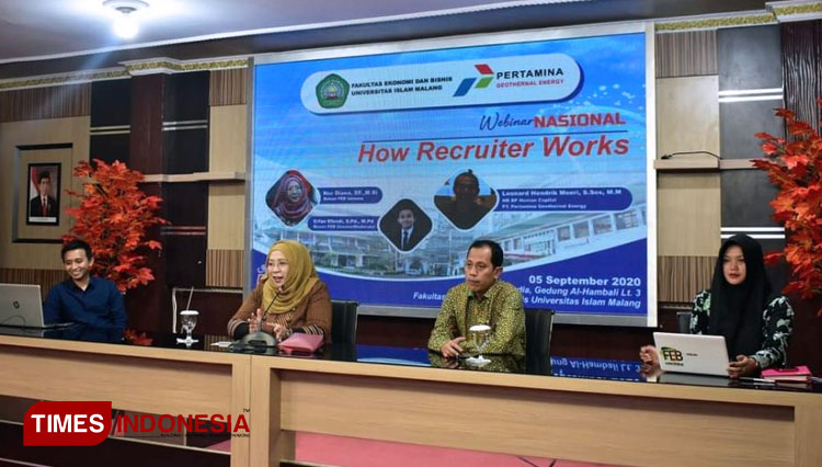 Suasana kegiatan Webinar Nasional bertajuk How Recruiter Work yang digelar oleh FEB Unisma Malang. (FOTO: AJP TIMES Indonesia)