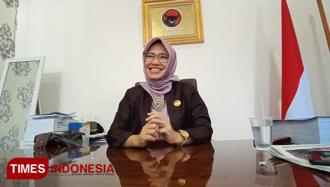 Wakil Ketua DPRD Kota Cirebon Fitria Pamungkaswati. (Foto: Ayu Lestari/TIMES Indonesia) 