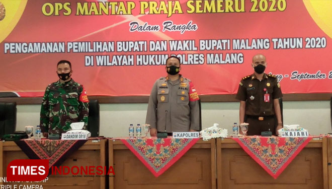 Kapolres Malang AKBP Hendri Umar saat rakor Operasi Mantap Praja. (Foto : Binar Gumilang / TIMES Indonesia)