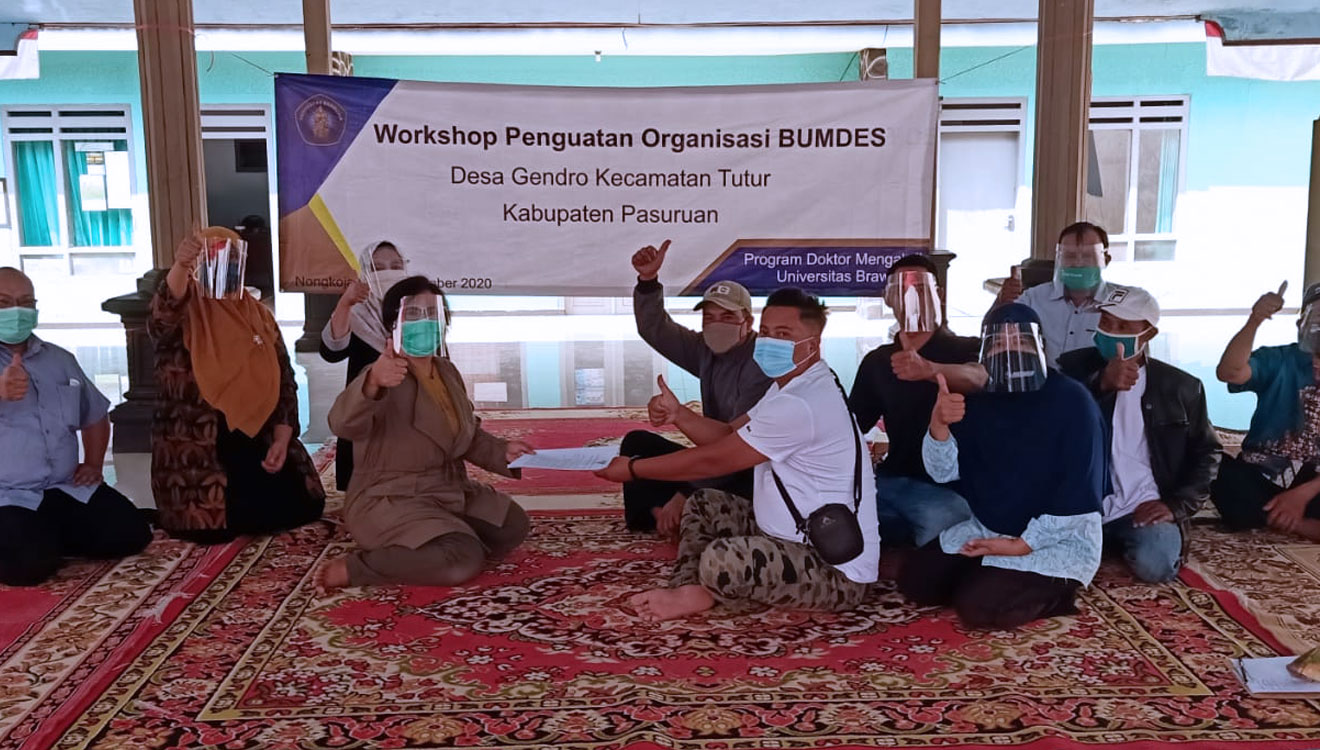 Penguatan Bumdes oleh Akademisi UB di Desa Gendro Pasuruan. (Foto: UB for TIMES Indonesia)