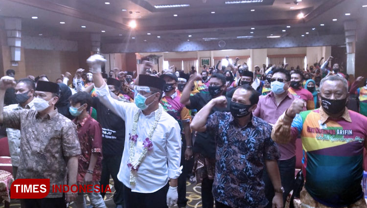Relawan pemenangan Khofifah saat mendeklarasika  diri mendukung MA-Mujiaman di Pilwali Surabaya 2020,  Jumat (11/9/2020). (Foto : Khusnul Hasana/TIMES Indonesia)