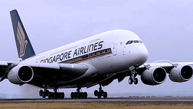 Singapore Airlines mengumumkan mem-PHK 4300 karyawannya sebagai dampak pandemi Covid-19. (FOTO:Reuters)