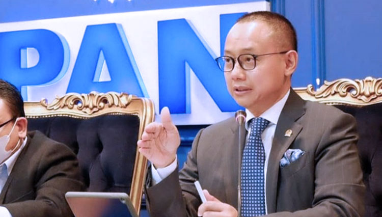 Sekretaris Jenderal DPP PAN, Eddy Soeparno (Foto: Instagram/Eddy Soeparno)
