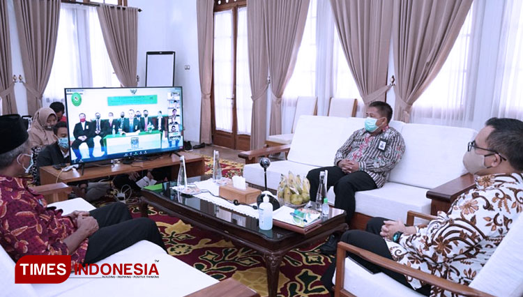 Rapat virtual bersama para pejabat lingkup Mahkamah Agung RI. (Foto: Rizki Alfian/TIMES Indonesia)