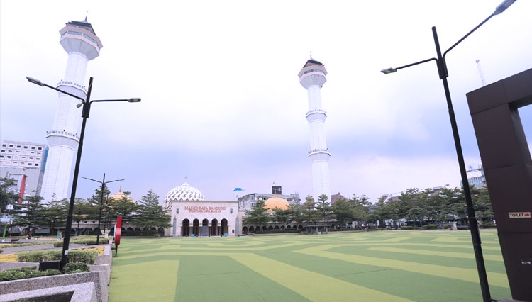 Potret Masjid Raya Bandung Provinsi Jawa Barat di kawasan Alun-alun Bandung. (Foto: Humas Pemkot Bandung for TIMES Indonesia)