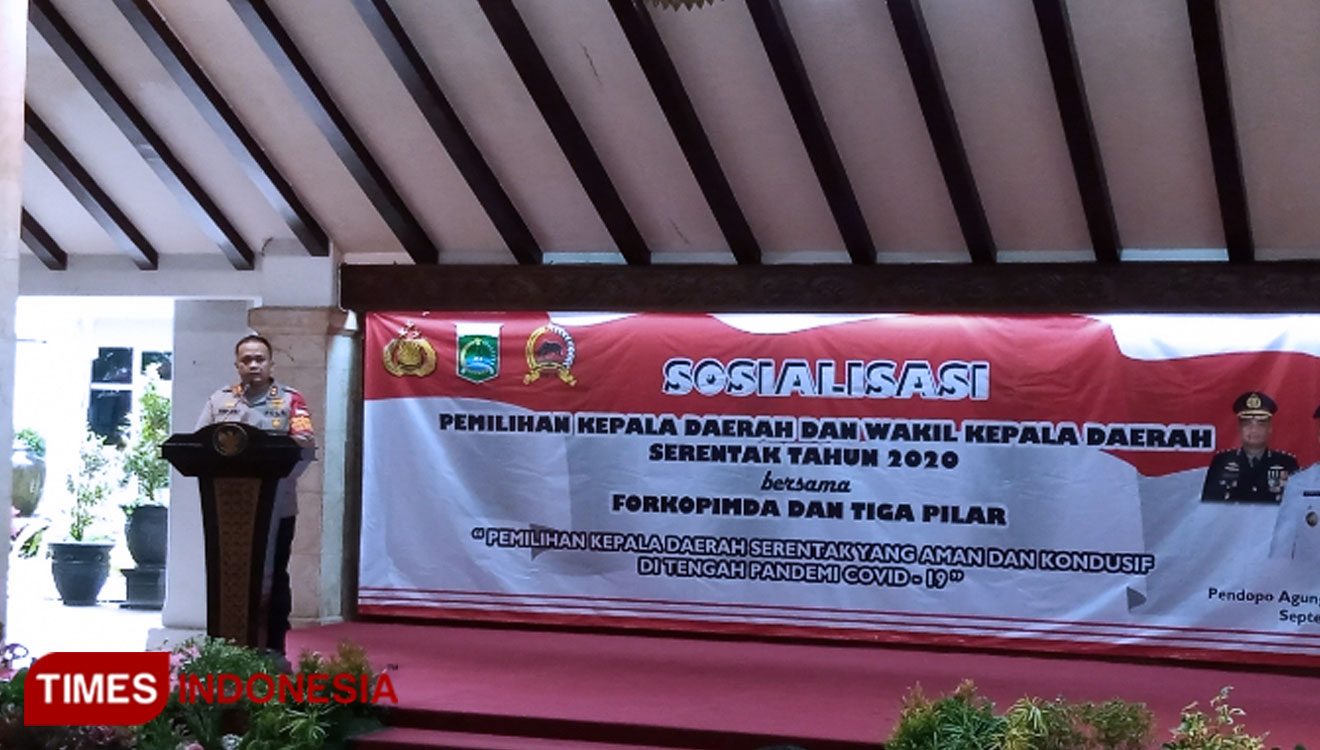 Kapolres Malang AKBP Hendri Umar saat sosialisasi Pilkada Serentak 2020 yang digelar Pendapa Agung Kabupaten Malang. (Foto: Binar Gumilang/TIMES Indonesia)