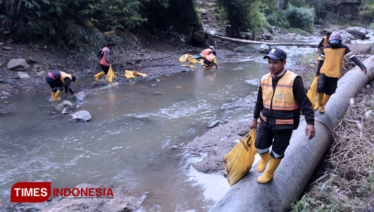 Sungai Cikapundung Kota Bandung. (FOTO: Humas Pemkot for TIMES Indonesia)