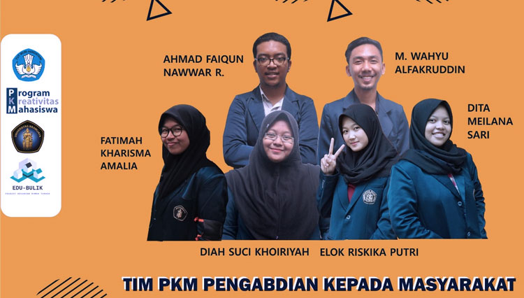 Lima anggota tim PKM ini mencari solusi melawan rentenir. (foto: FEB UB for TIMES Indonesia)