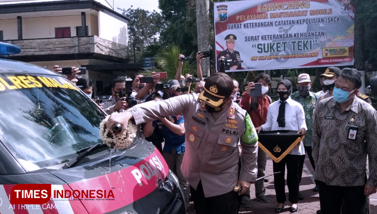 Kapolres Malang AKBP Hendri Umar saat meresmikan Suket Teki. (Foto : Binar Gumilang / TIMES Indonesia)