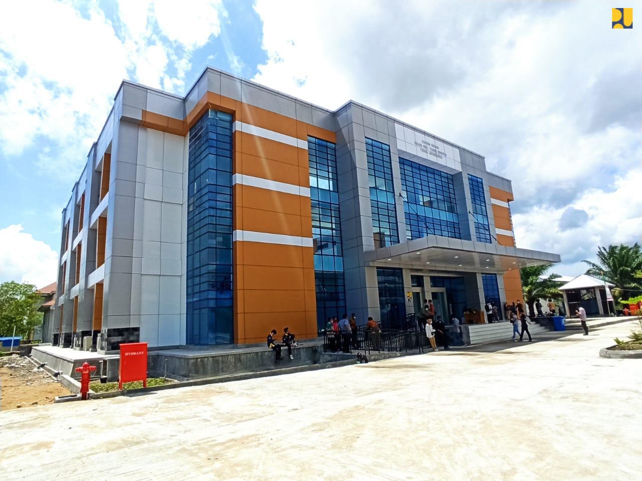 kementerian-pupr-ri-serahterimakan-gedung-kuliah-i-dan-laboratorium