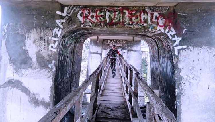 Saka Pengantin di Jembatan Kereta Api Kali Belang, di Desa Galuh Timur, Kecamatan Tonjong, Kabupaten Brebes, Jawa Tengah (FOTO: ajp.TIMES Indonesia)