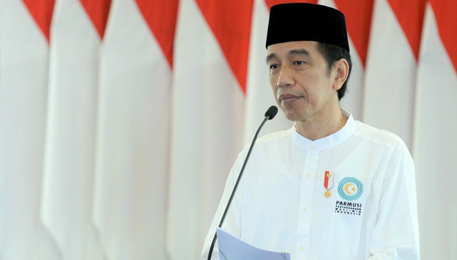 Presiden Joko Widodo tengah memberikan sambutan pada muktamar Parmusi IV secara virtual dari Istana Kepresidenan Bogor, Jawa Barat, Sabtu (26/9). (Foto: presidenri.go.id) 