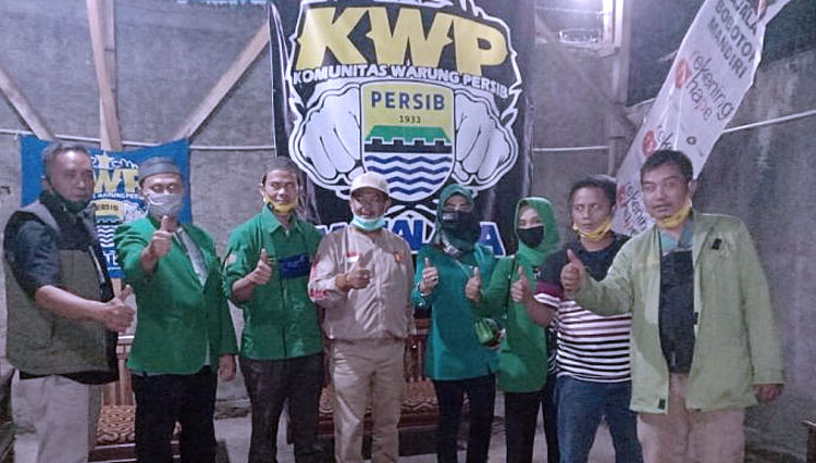 Komunitas Warung Persib (KWP) Kabupaten Bandung mendukung pasangan Nia-Usman di Pilbup Bandung. (FOTO: Tim NU for TIMES Indonesia)