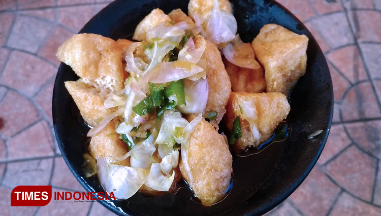 tahu gejrot b