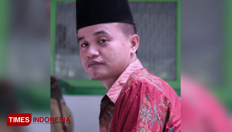 Mukani, Pegiat literasi Kabupaten Jombang (FOTO: Rohmadi/TIMES Indonesia)