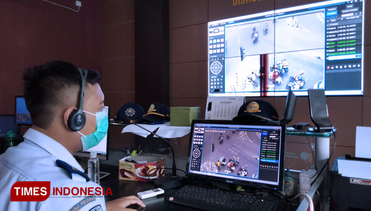 Robby Operator Voice Announcer ATCS. (FOTO: Ayu Lestari/TIMES Indonesia)