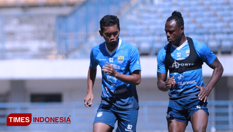Tim Persib Bandung saat latihan. (FOTO: Erwin/TIMES Indonesia)