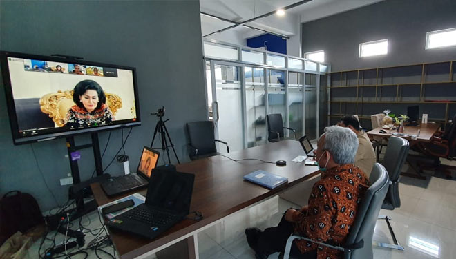 Teleconference SMA Pradita Dirgantara dengan Kedutaan Perancis di Indonesia Jumat (9/10/ 2020) (FOTO: SMA Pradita Dirgantara for TIMES Indonesia)