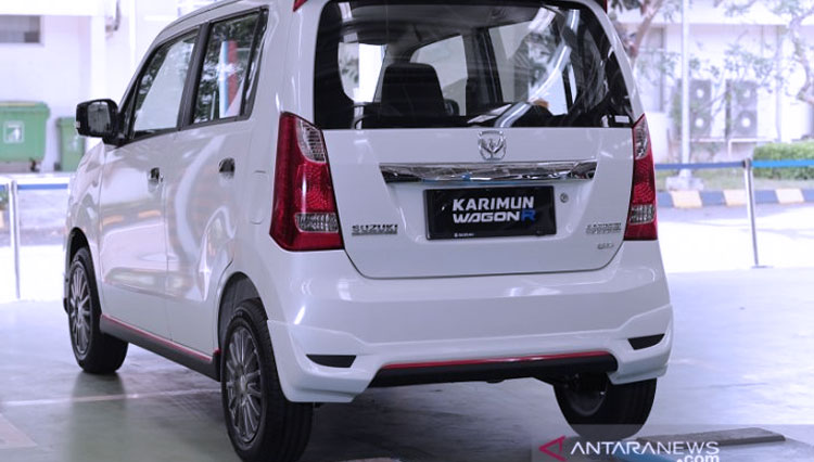 Penampilan Karimun Wagon R 50th Anniversary Edition yang baru saja diluncurkan oleh PT SIS di ajang IMX 2020, Sabtu (10/10). (Foto: antaranews.com) 