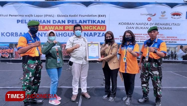 Pelatihan dan Pelantikan Relawan Anti Narkoba Diprakarsai IPWL Eklesia Kediri Foundation. (FOTO: AJP TIMES Indonesia)