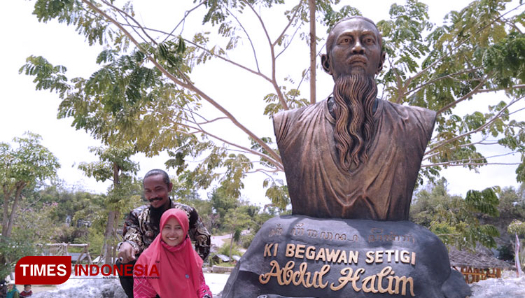 Patung Ki Begawan Setigi usai diresmikan (Foto: Akmal/TIMES Indonesia)